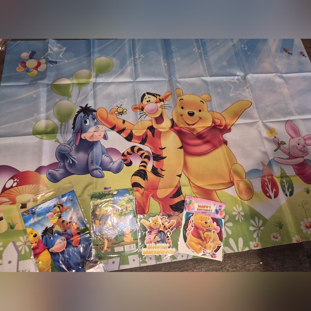 Winnie the Pooh Party Supplies Set